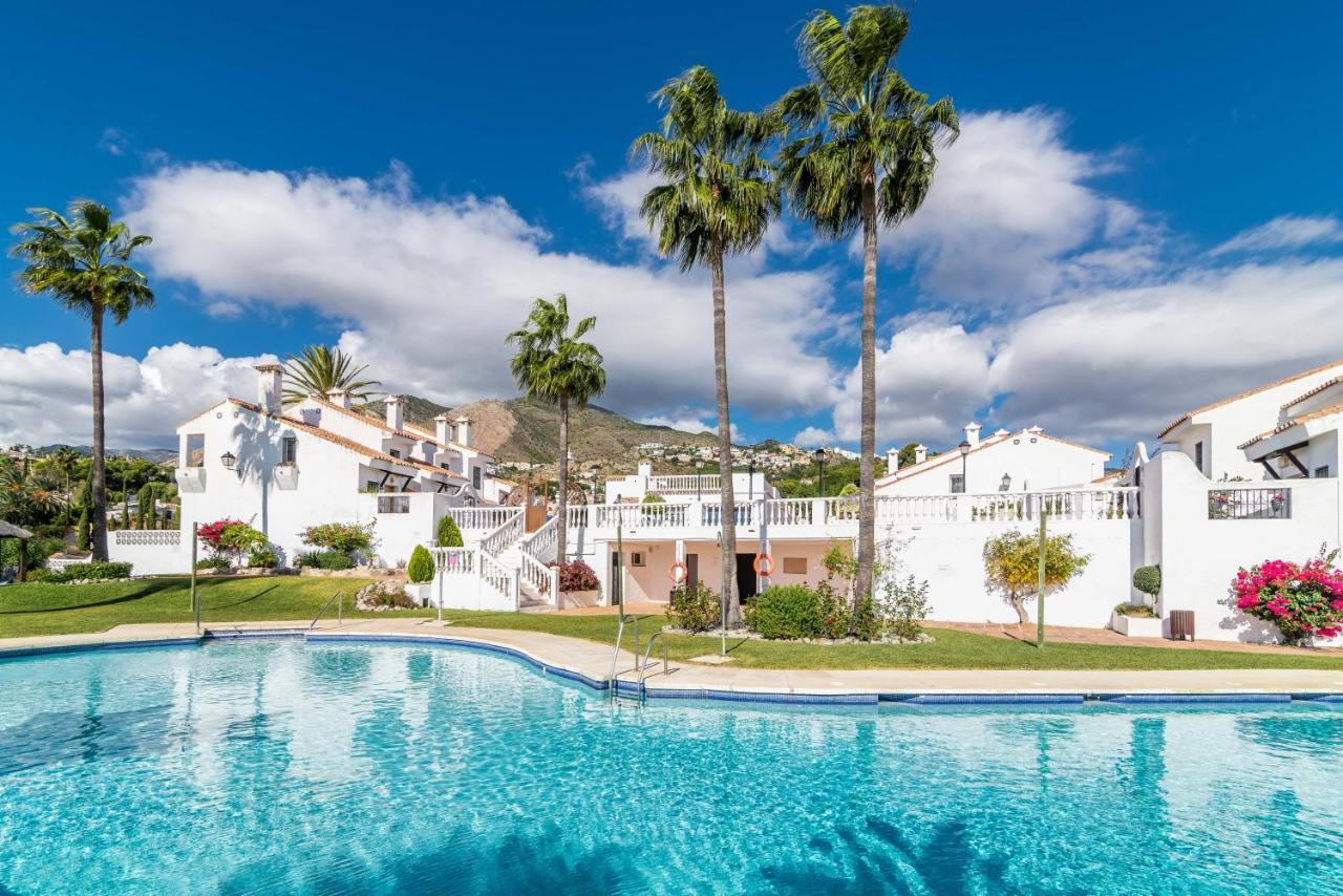 فيلا Vb Seguiriyas Paired House 2Bdr Sea Views بينالماذينا المظهر الخارجي الصورة